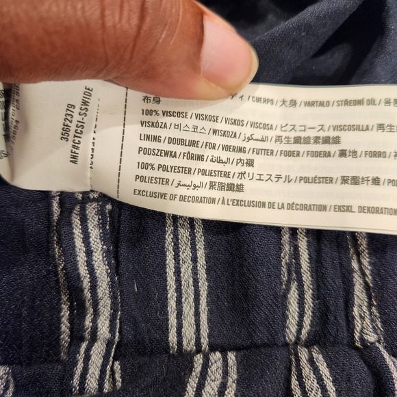 Hollister Womens Ultra High Rise Striped Wide Leg Pants Size Medium Coastal - Picture 8 of 11